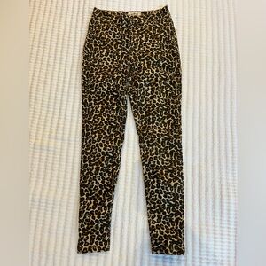 WE THE FREE Leopard pant size 26